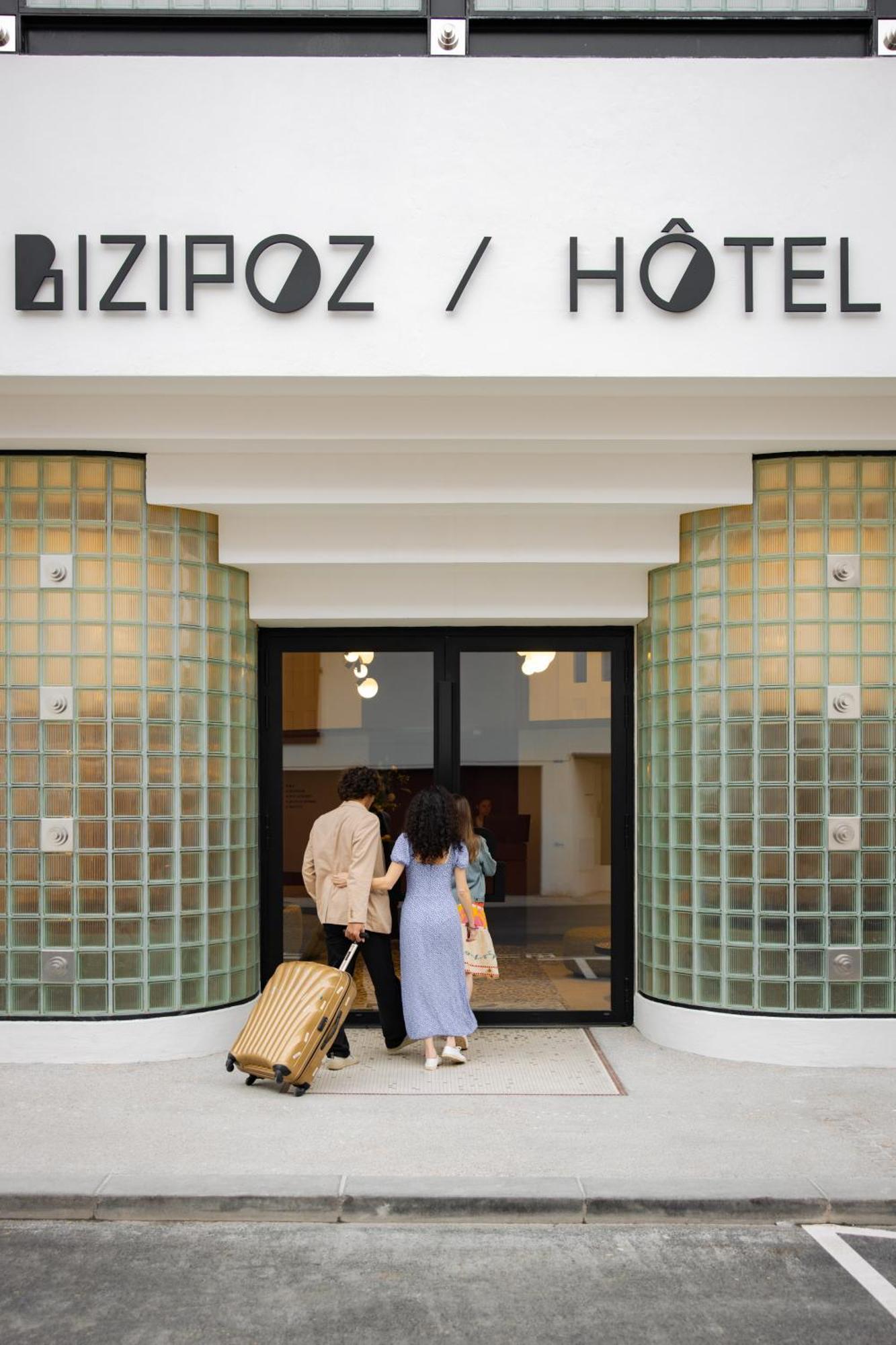 Bizipoz Hotel Saint-Jean-de-Luz Exterior photo