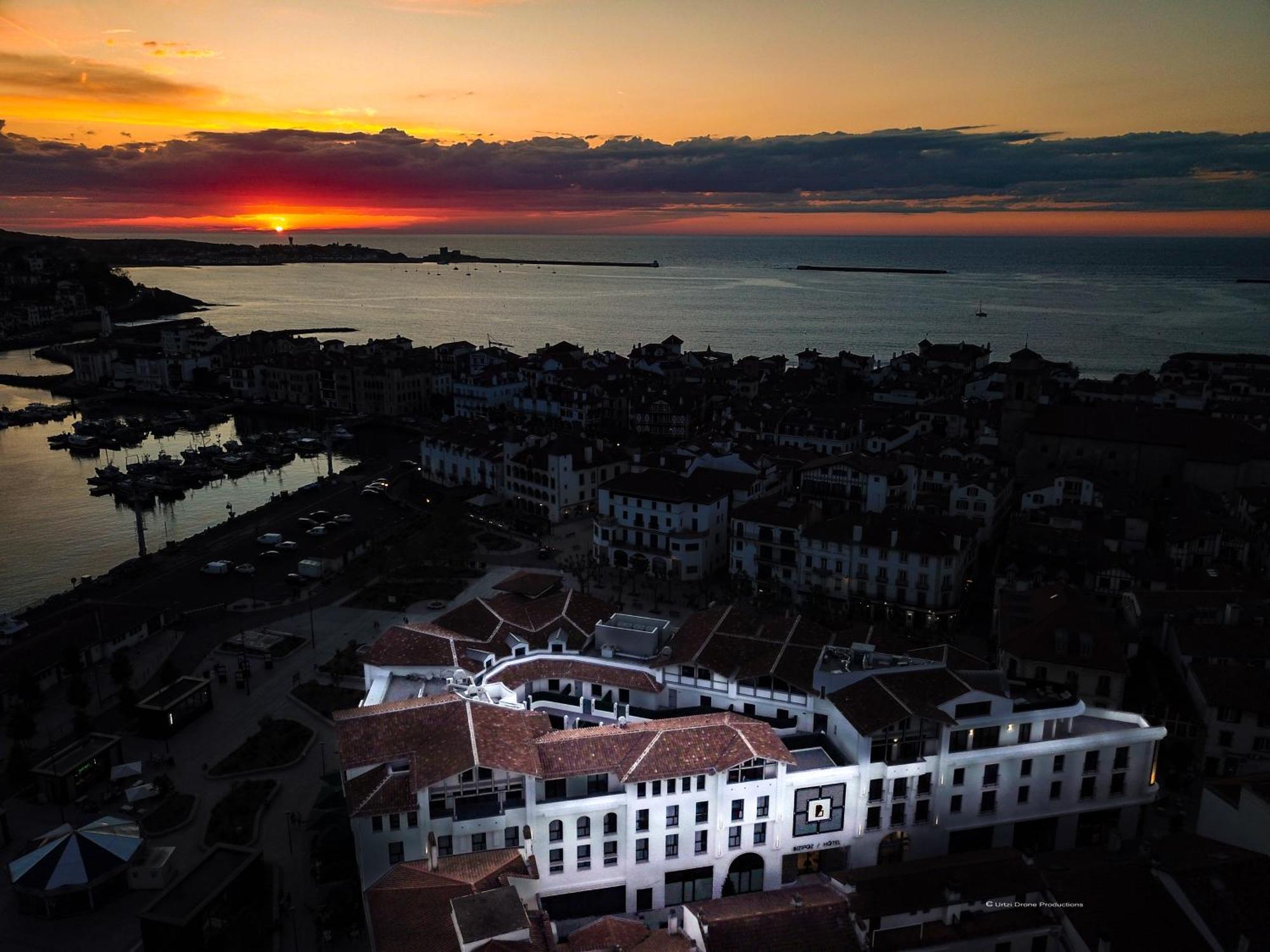 Bizipoz Hotel Saint-Jean-de-Luz Exterior photo